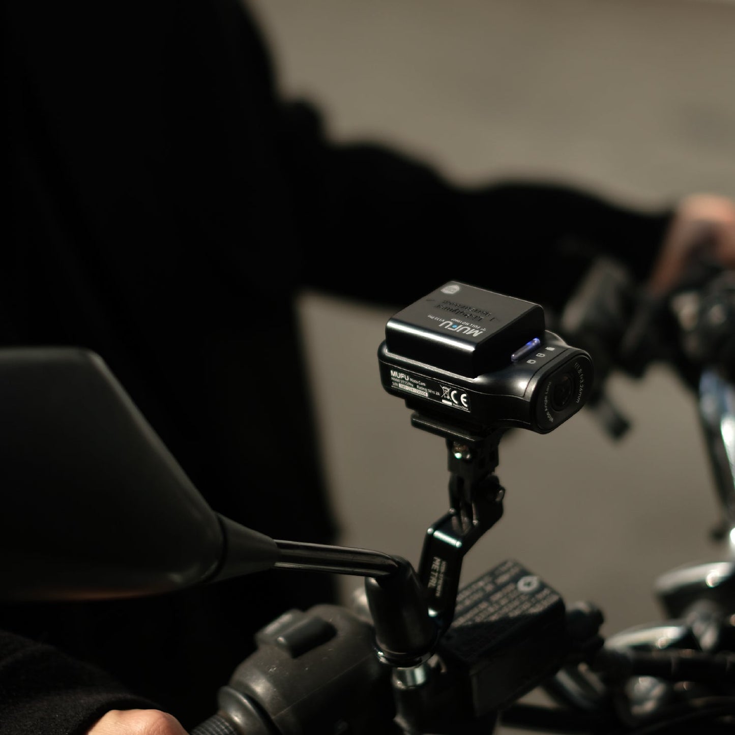 MUFU V11S Pro Helmet Camera | Full HD 1080P, Wi-Fi, IP66, Up to 15 hours of continuous use