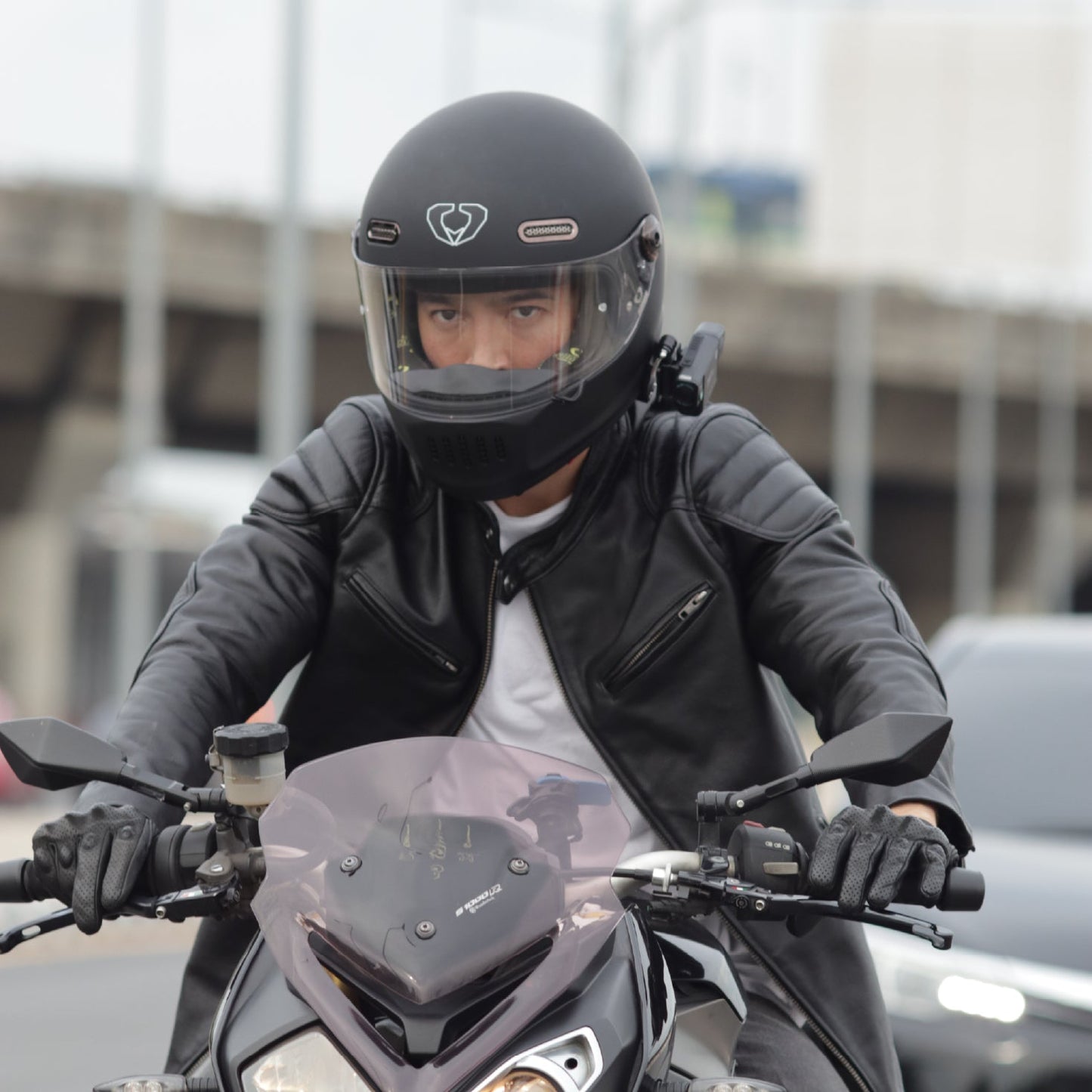 Helmet camera MUFU V60P | 2K 1440P, Wi-Fi, IP66, continuous use up to 3 hours