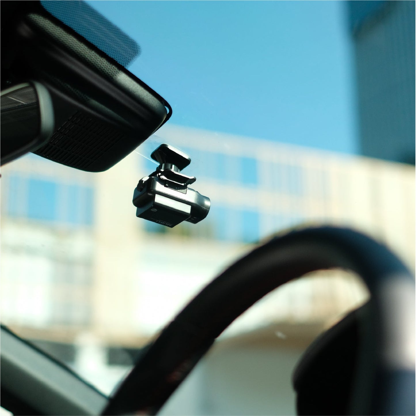 MUFU V11S Pro Helmet Camera | Full HD 1080P, Wi-Fi, IP66, Up to 15 hours of continuous use